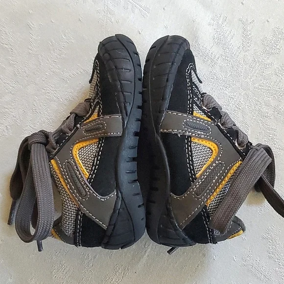 Children's Place Black Grey Lace Up Sneakers Tennis Shoes Baby Size 4 - Picture 8 of 10